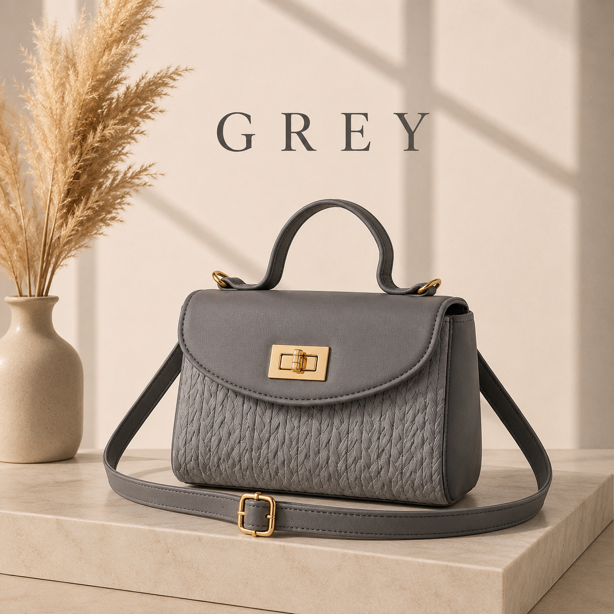 Elegant shoulder bag