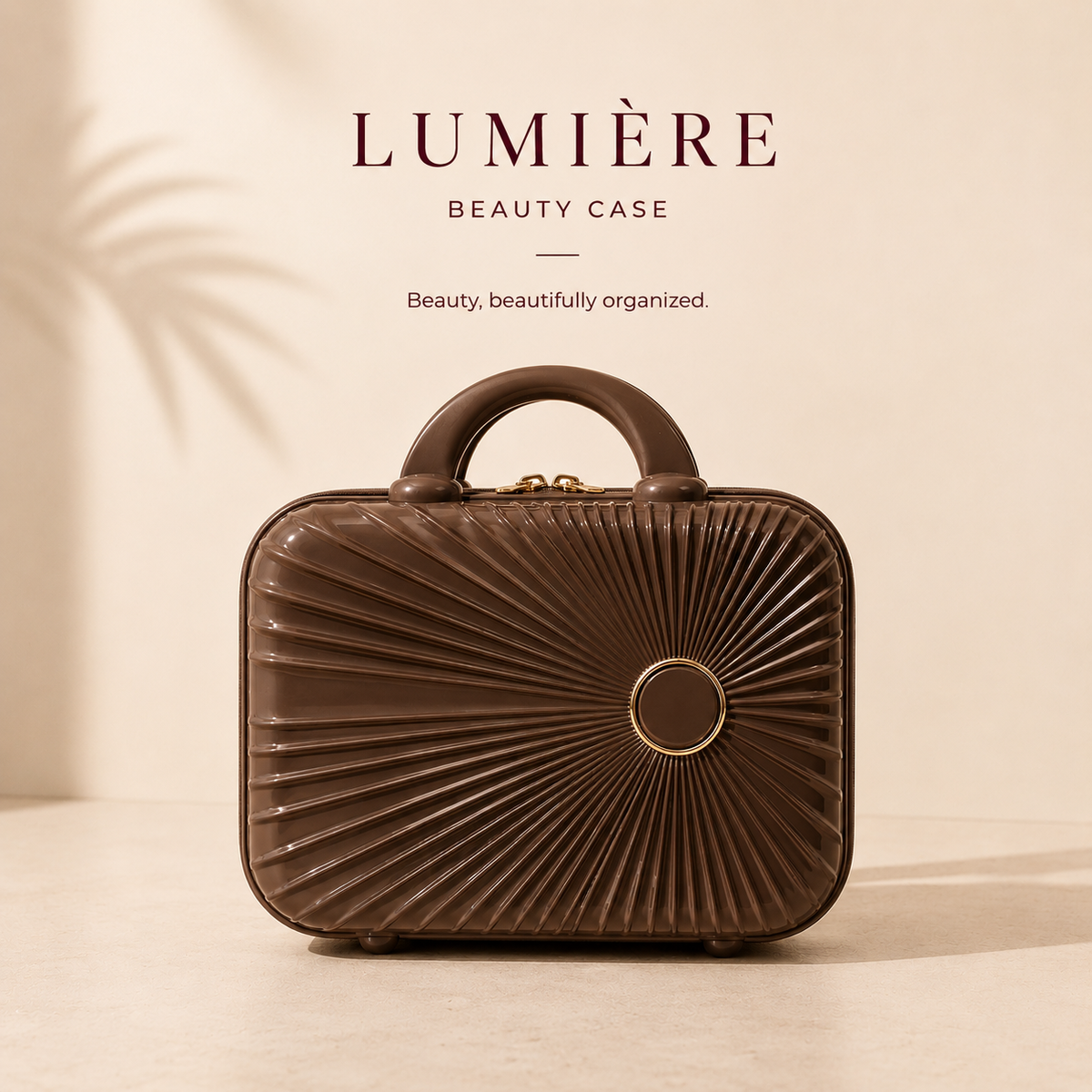Multi compartment beauty case for women